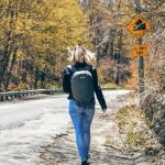 Sécurité en solo : astuces pour voyager serein quand on est célibataire