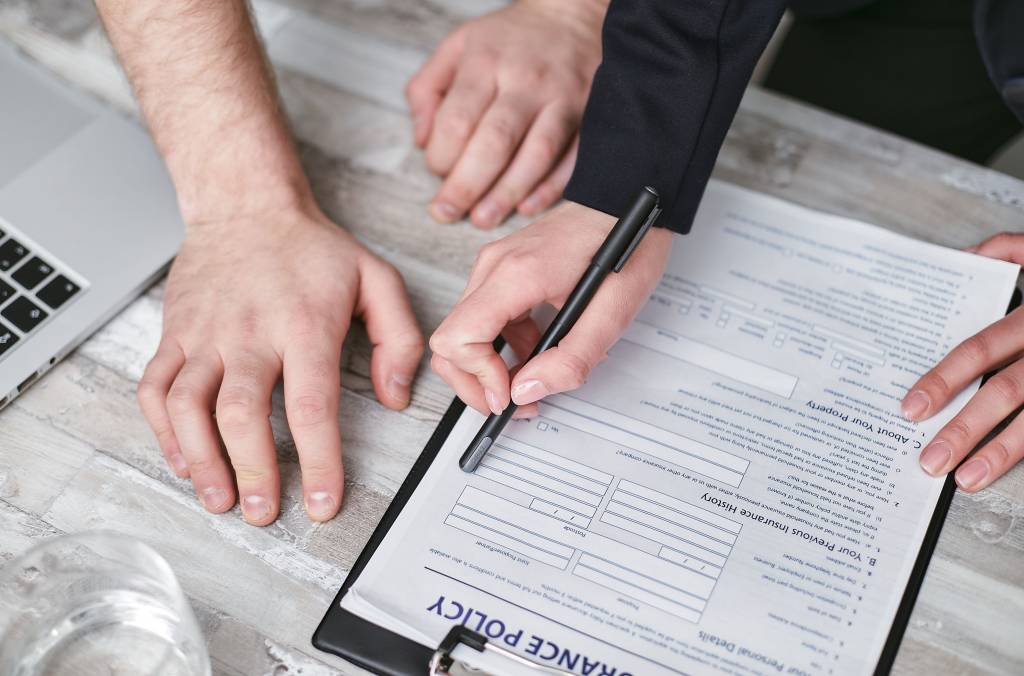 Assurance obsèques : comprendre l’offre APRIL et choisir une protection utile pour ses proches